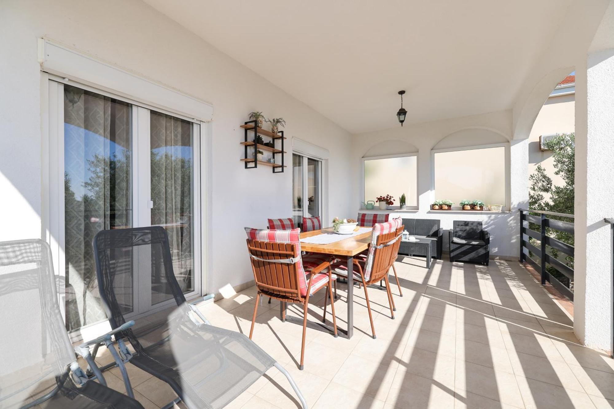 Apartment Pantalon, Big Terrace And Free Parking Zadar Extérieur photo